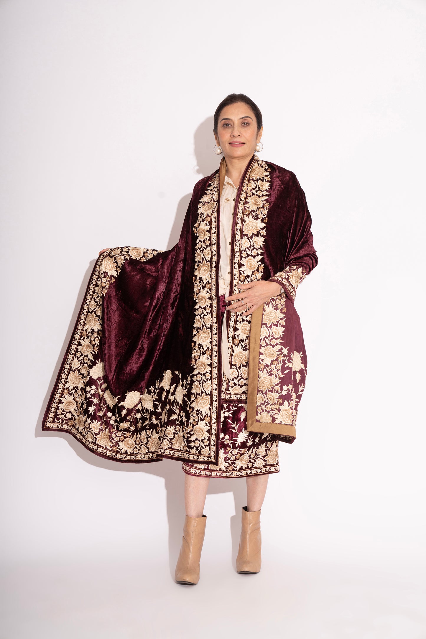 Wine Makhmal Stole with Parsi Embroidery