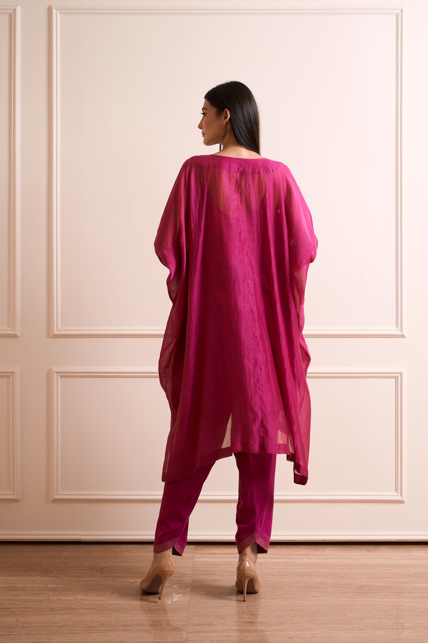 Bela Majenta Malmal Kaftan kurta Set