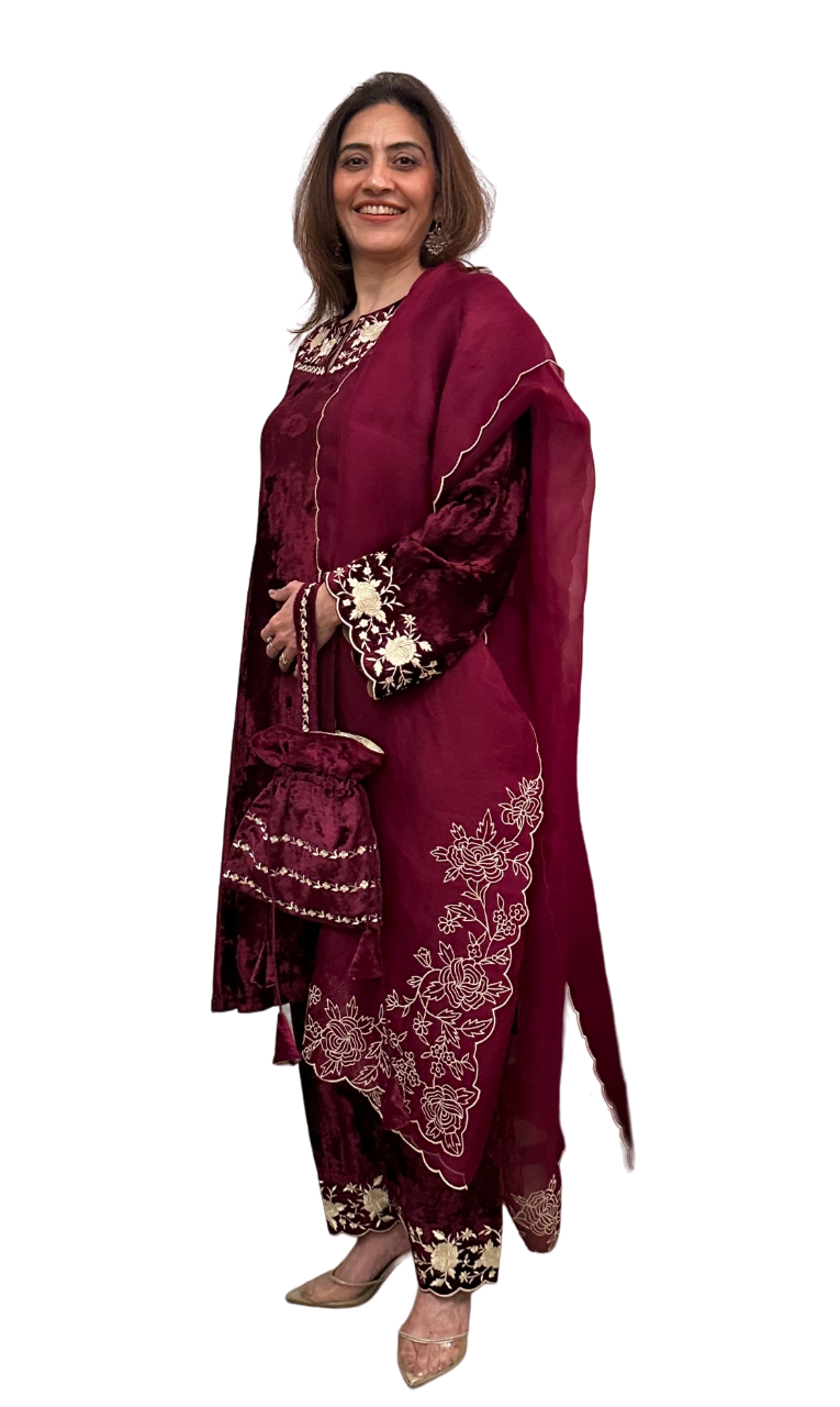 WINE MAKHMAL EMBROIDERED SUIT SET WITH PURE SILK ORGANZA DUPATTA