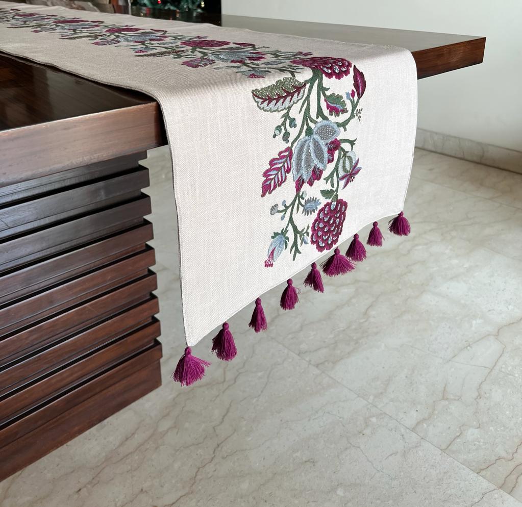 SAND FLORAL WINE EMBROIDERY TABLE RUNNER WITH TASSLES