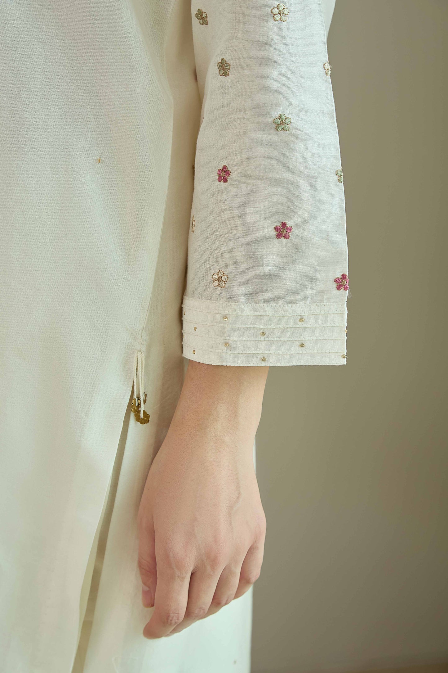 Gul-e-Chand Ivory/Tea Rose Pink - Pure silk Chanderi Kurta Set