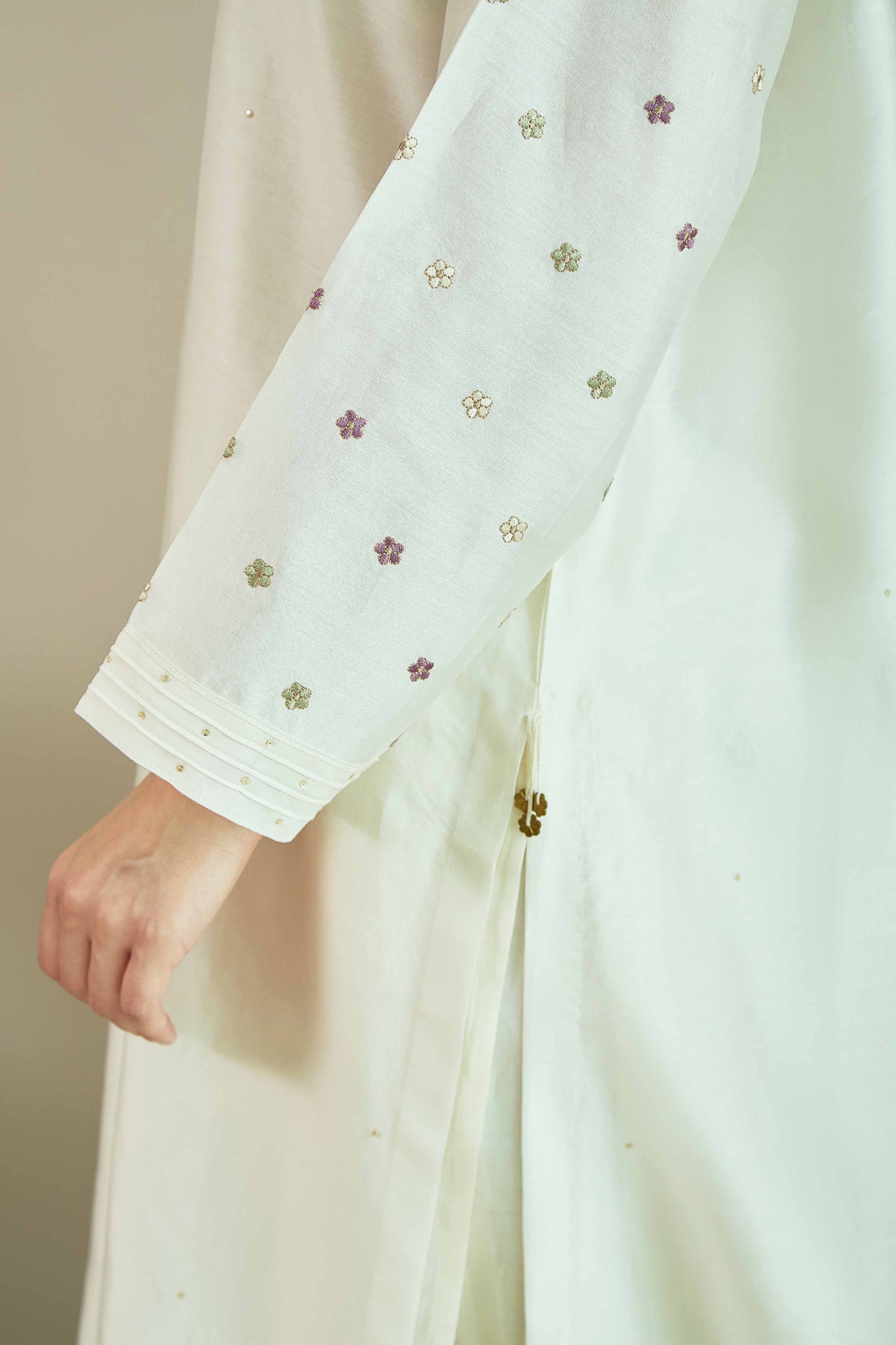 Gul-e-Chand Ivory/ Lilac - Pure silk Chanderi Kurta Set