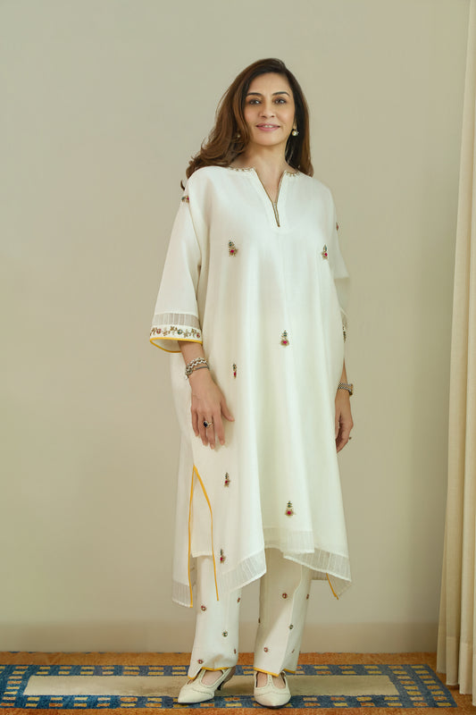 Neel Sitara Ivory - Pure Silk Chanderi kaftan Kurta Sets