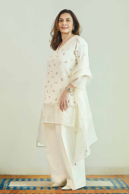 Chand Gulzar Ivory - Linen Farshi Salwar Set