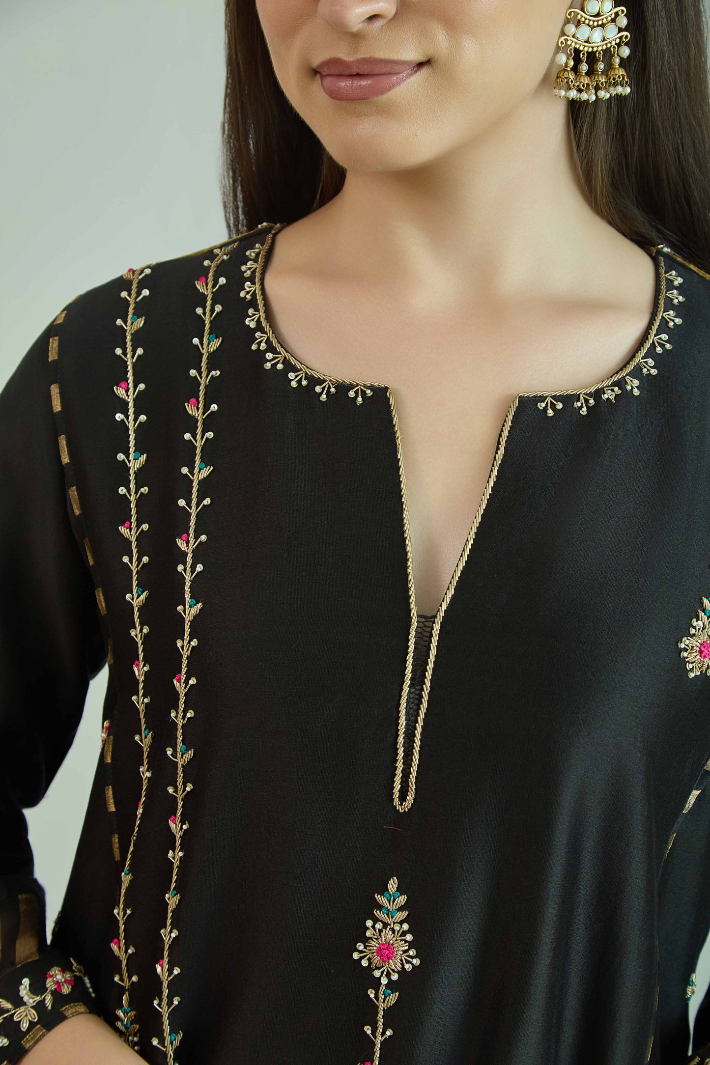 Raaz-e-Bahar Black - Pure Silk Chanderi Set