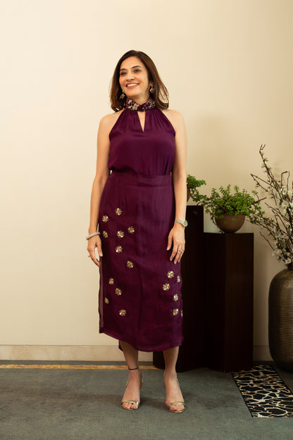 NAZNEEN Midnight Plum Pure silk Organza Wrap skirt with Halter Top with Gold Zari Honeycomb embroidery