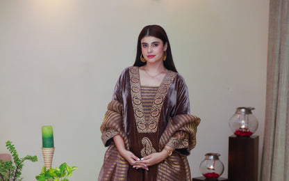 CINNAMON BROWN SILK VELVET KASHMIRI EMBROIDERED KAFTAN KURTA SET WITH PURE  ORGANZA TISSUE DUPATTA