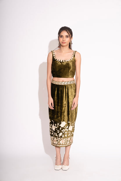 Mehndi Green Makhmal Embroidered Back Slit Straight Skirt