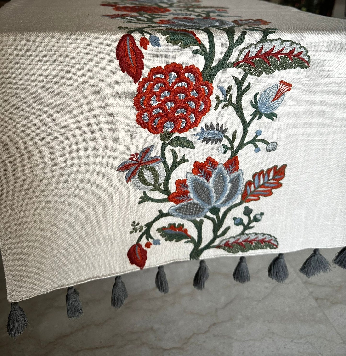 SAND FLORAL GREY EMBROIDERY TABLE RUNNER WITH TASSLES